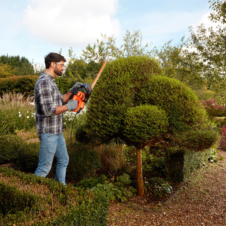 Häcksax 500W 55cm Svärdlängd Black & Decker