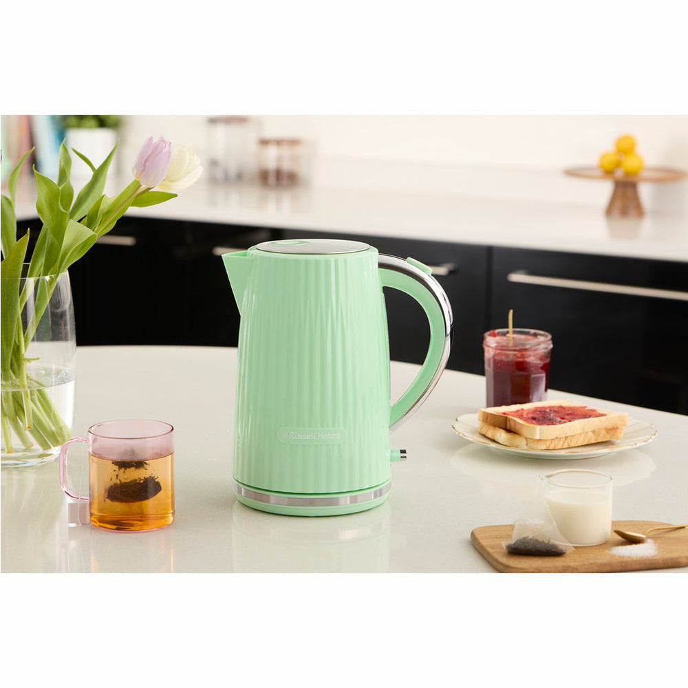 Vattenkokare  27364-70 Eden Kettle Pistachio Russell Hobbs