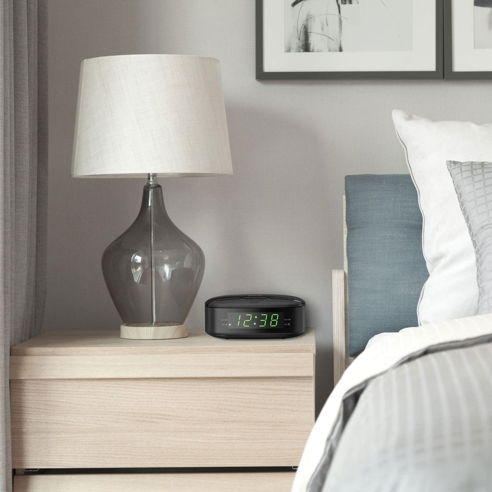 Digital FM-klockradio Tio snabbval Två alarm Philips